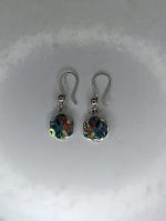 arete margarita de seis pétalos - Imagen 4